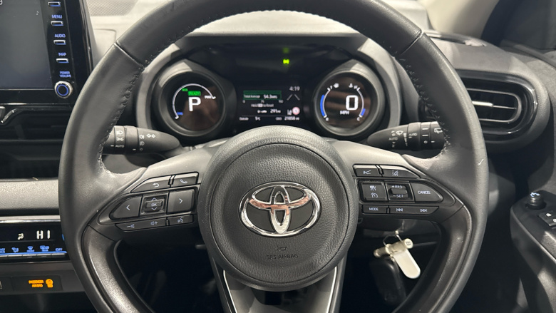 Toyota Yaris 1.5 Hybrid Design 5dr CVT Hybrid Hatchback